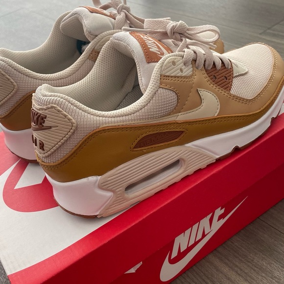 carmel airmax